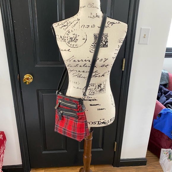 5/$25 - Tartan Plaid Crossbody handbag - Picture 2 of 11